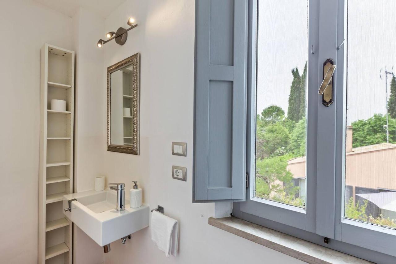 Grande Villa Storica Per Vacanze Con Giardino Privato E Piscina Ostra ภายนอก รูปภาพ