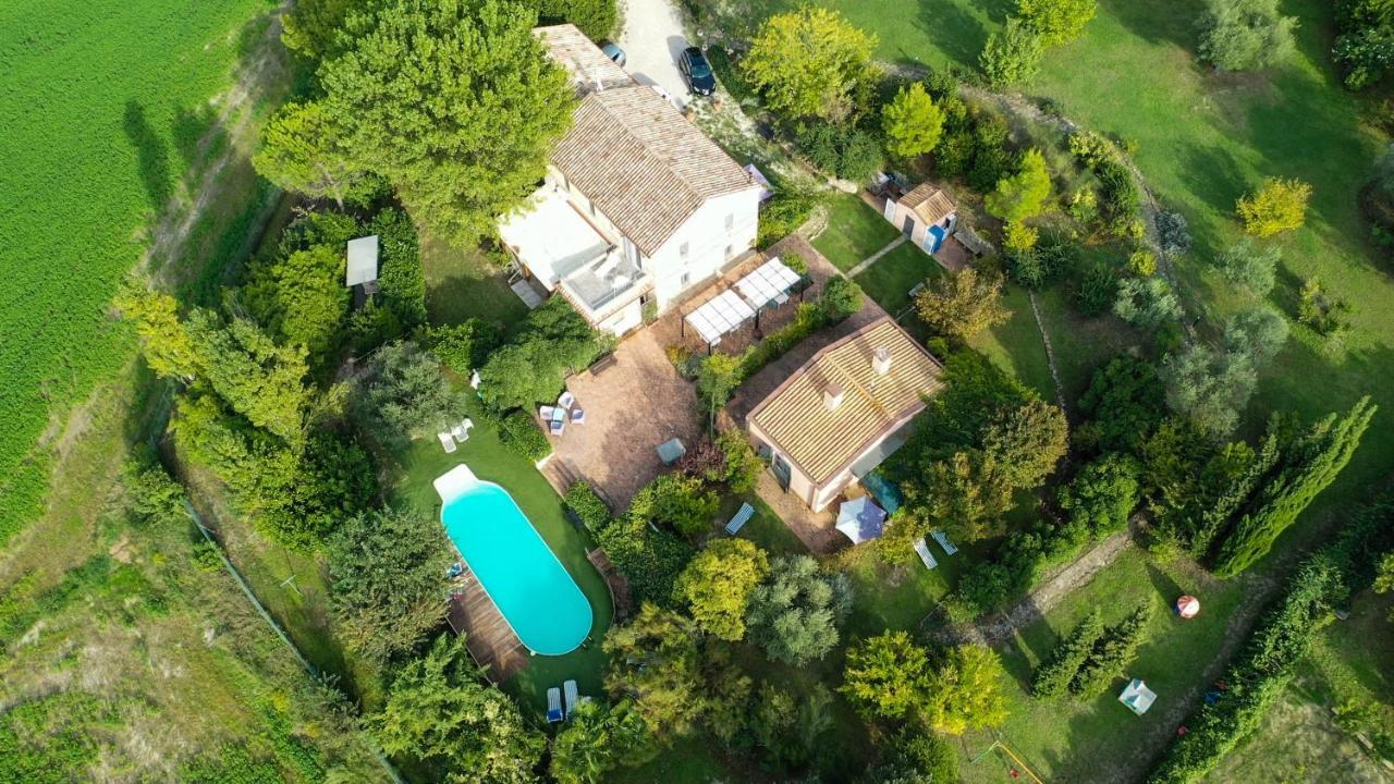 Grande Villa Storica Per Vacanze Con Giardino Privato E Piscina Ostra ภายนอก รูปภาพ