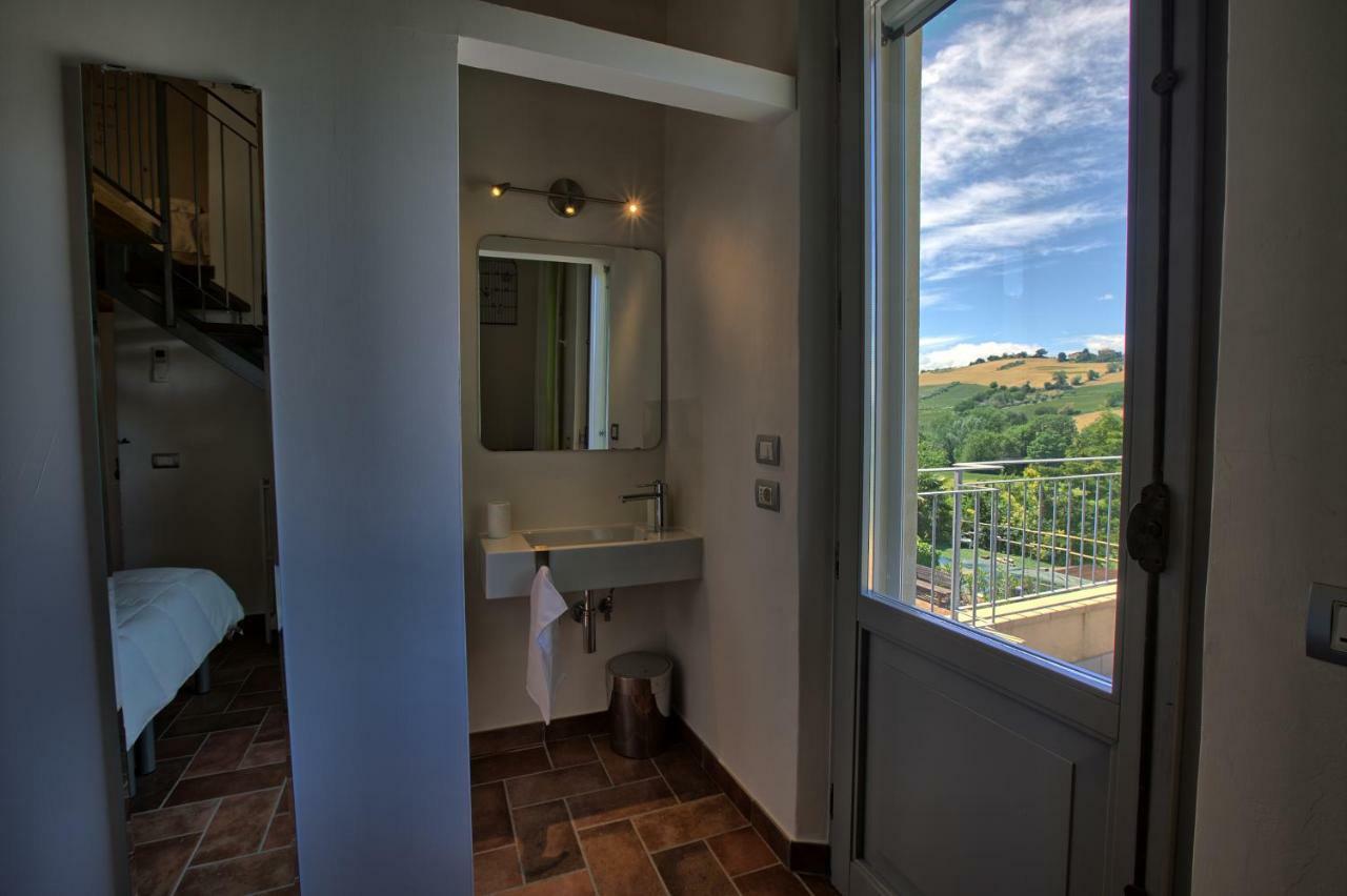 Grande Villa Storica Per Vacanze Con Giardino Privato E Piscina Ostra ภายนอก รูปภาพ